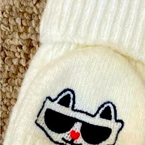 Karl Lagerfeld Paris On Size All Ladies Fingerless Gloves 🧤 Close Up